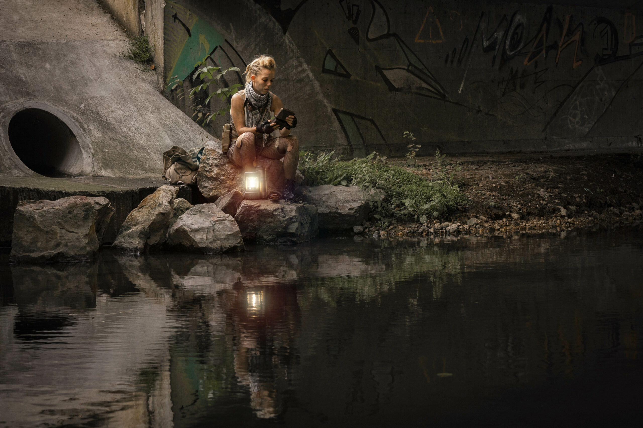 Girl Run Girl post apo